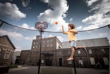 35.91.00.01_8715839103359_BERG TwinHoop_Mood Image_1