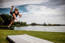 36.01.14.01_8715839103489_BERG AirTrack Home 300_Mood Image_7