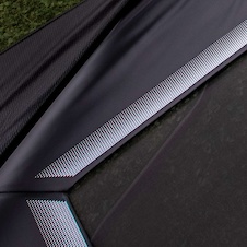 30.23.65.42_8715839102918_BERG Grand Favorit InGround 520 Black + Safety Net Comfort_Mood Image_1